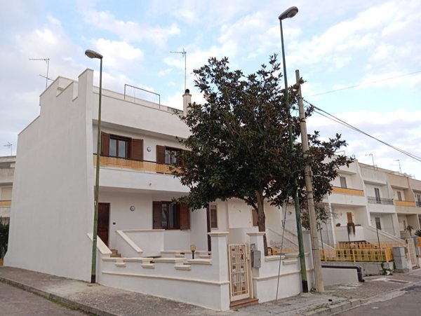 casa indipendente in vendita a Tricase