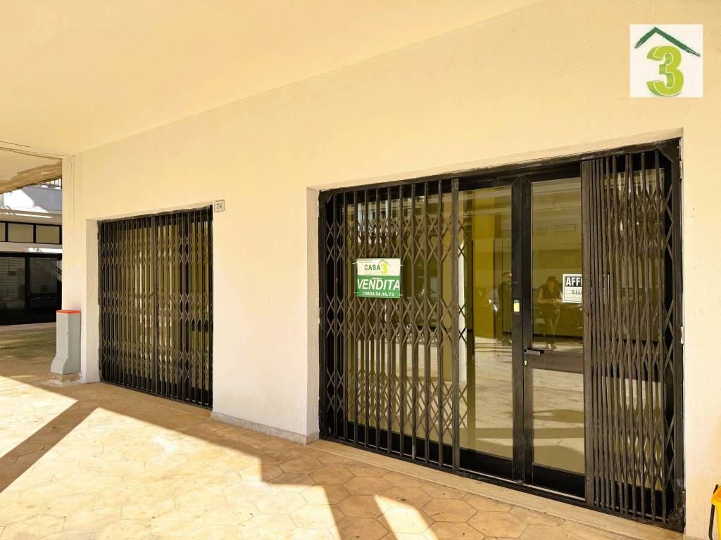 negozio in vendita a Tricase