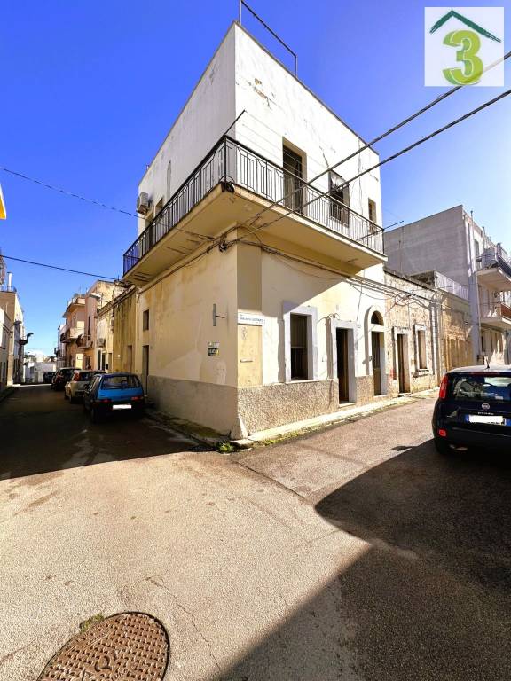 casa indipendente in vendita a Tricase