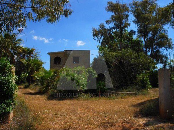 casa indipendente in vendita a Tricase