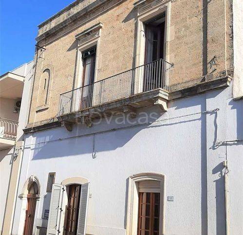 casa indipendente in vendita a Tricase in zona Lucugnano