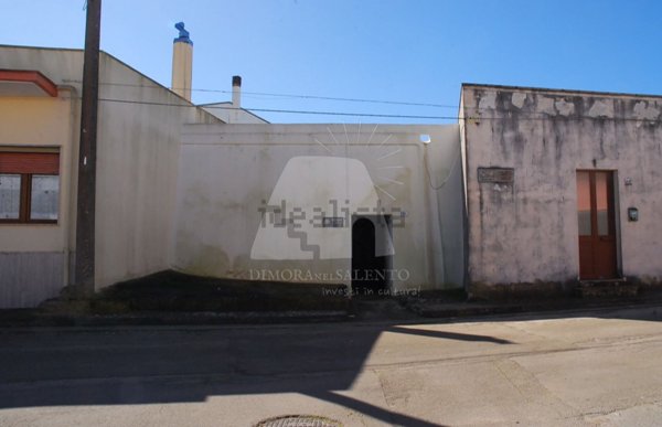 casa indipendente in vendita a Tricase in zona Depressa