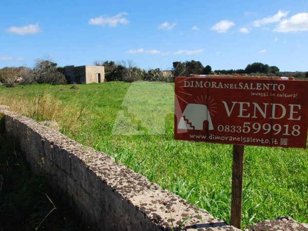 casa indipendente in vendita a Tricase