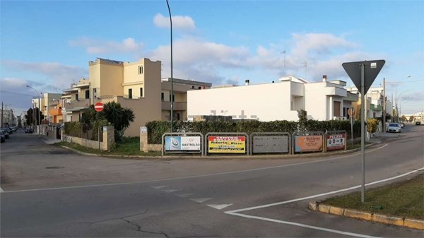 casa indipendente in vendita a Tricase