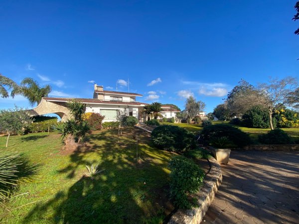 casa indipendente in vendita a Tricase