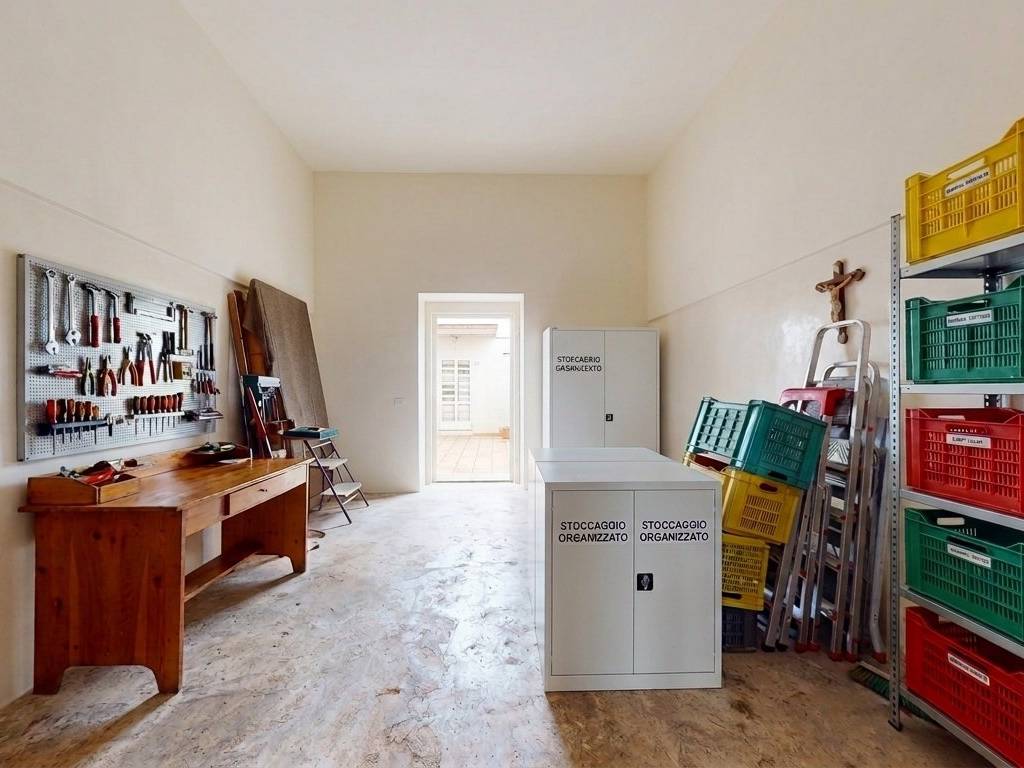 locale commerciale in vendita a Tricase