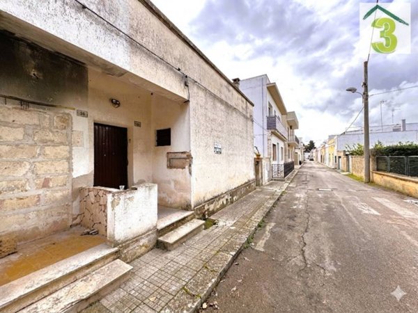 casa indipendente in vendita a Tricase in zona Lucugnano
