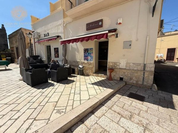negozio in vendita a Tricase in zona Lucugnano