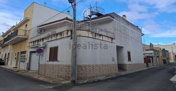 casa indipendente in vendita a Tricase