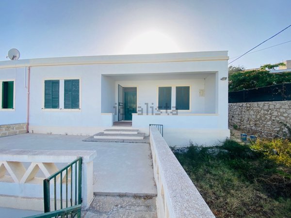 casa indipendente in vendita a Tricase