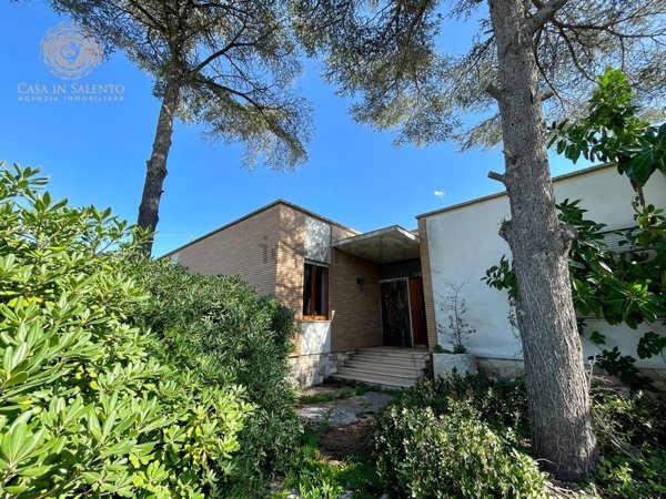 casa indipendente in vendita a Tricase