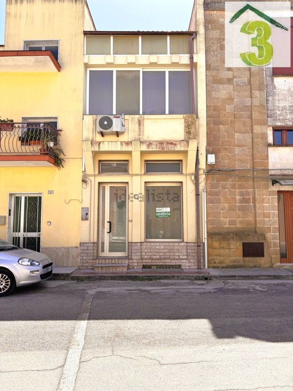 appartamento in vendita a Tricase in zona Depressa