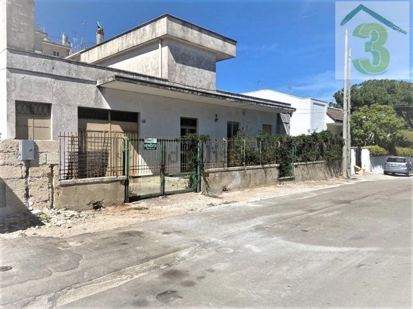 quadrivano in vendita a Tricase