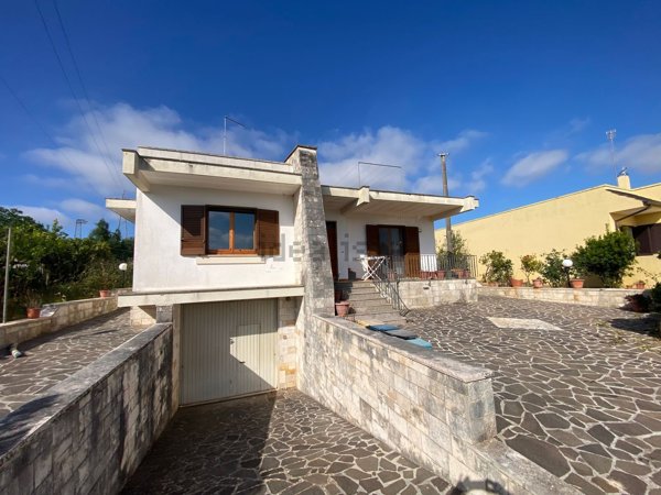 casa indipendente in vendita a Tricase