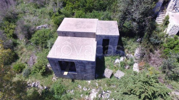 casa indipendente in vendita a Tricase