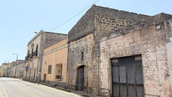 casa indipendente in vendita a Tricase