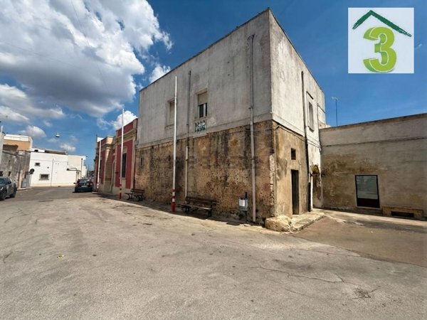 casa indipendente in vendita a Tricase