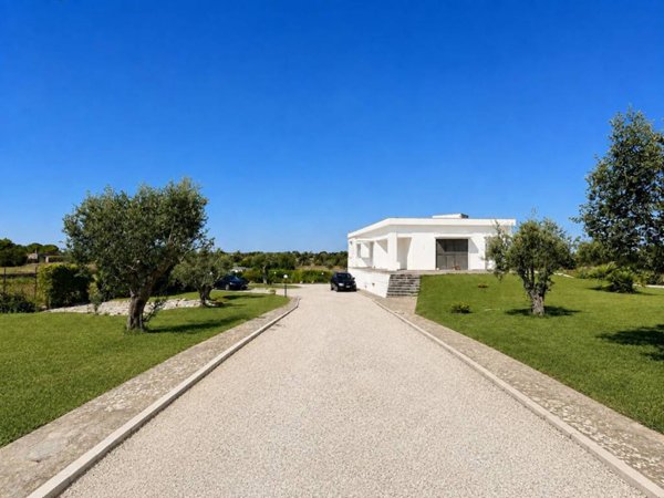casa indipendente in vendita a Tricase in zona Depressa