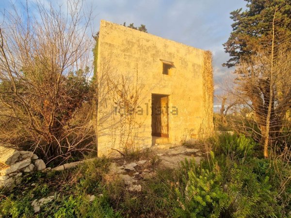 terreno in vendita a Tricase