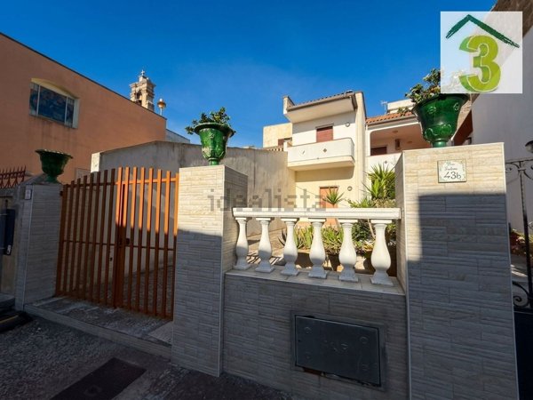 casa indipendente in vendita a Tricase in zona Lucugnano