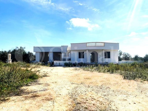 casa indipendente in vendita a Tuglie