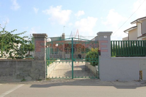 casa indipendente in vendita a Tuglie