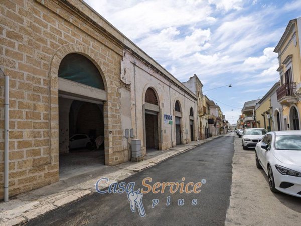 negozio in vendita a Tuglie