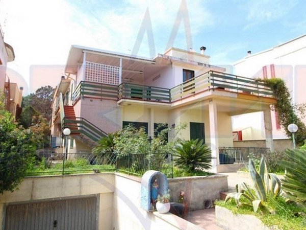 casa indipendente in vendita a Tuglie