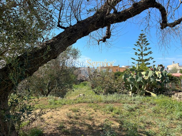 terreno edificabile in vendita a Tuglie