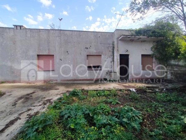 casa indipendente in vendita a Tuglie