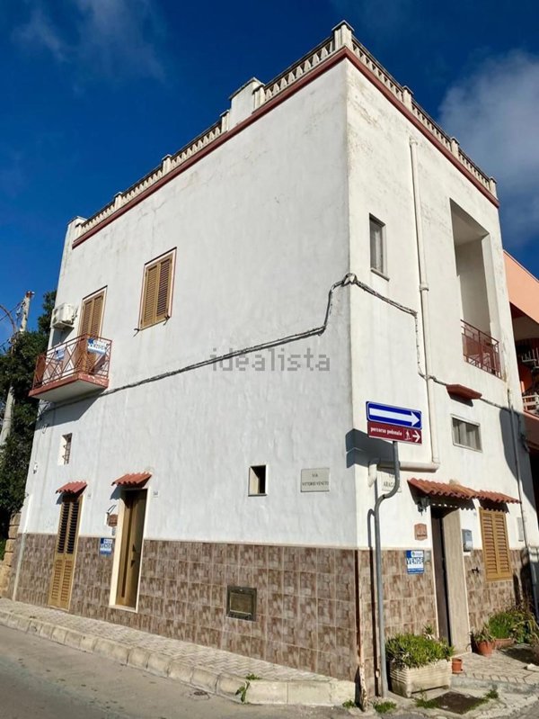 pentavano in vendita a Tuglie