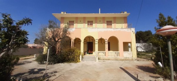 casa indipendente in vendita a Tuglie