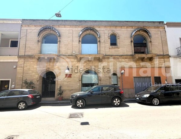 locale commerciale in vendita a Tuglie