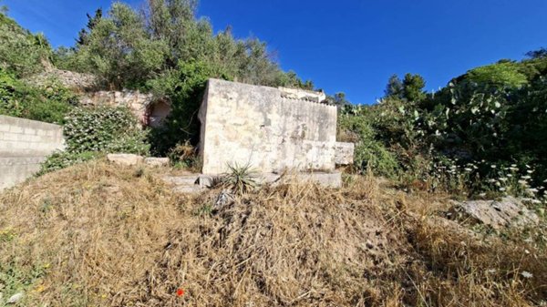 casa indipendente in vendita a Tuglie