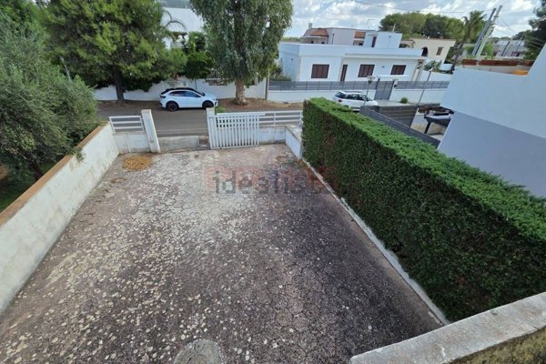 casa indipendente in vendita a Tuglie