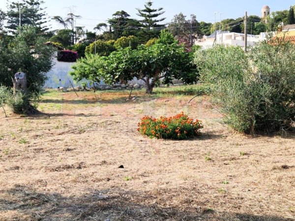 terreno in vendita a Tuglie