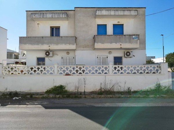 casa indipendente in vendita ad Ugento in zona Torre Mozza