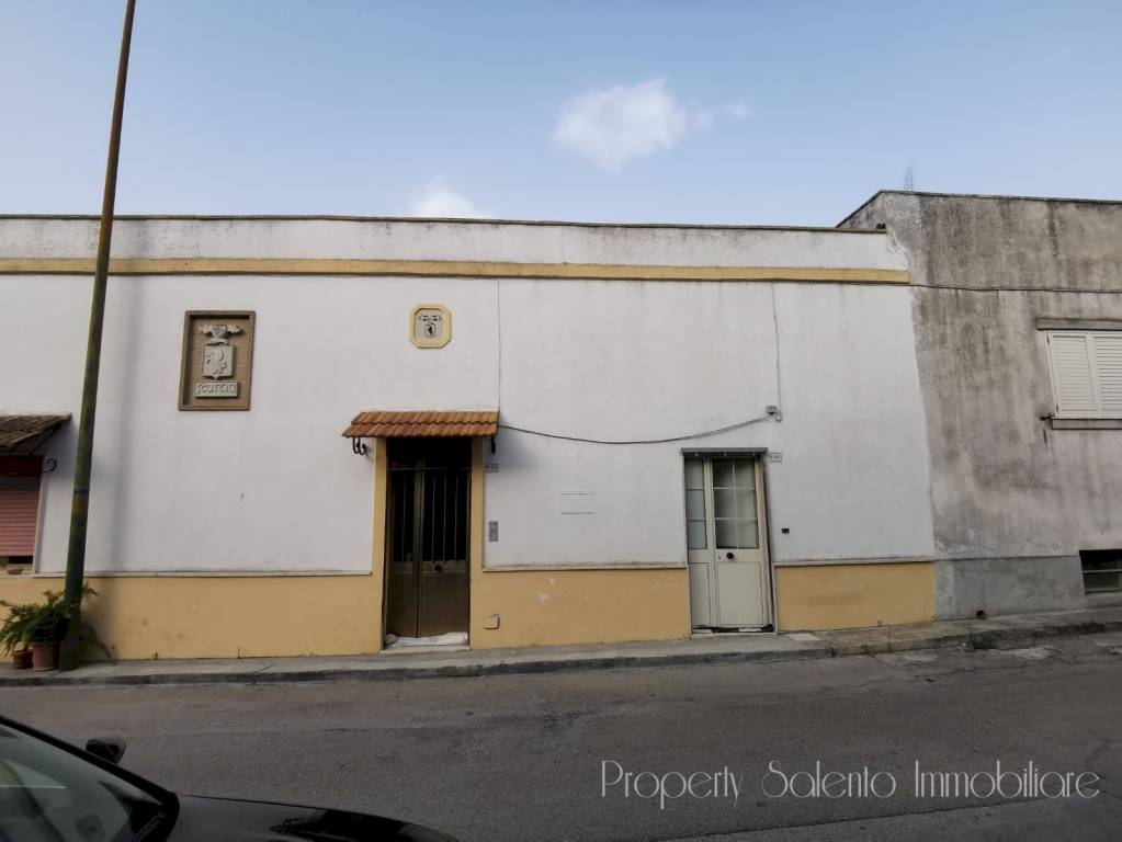 casa indipendente in vendita ad Ugento