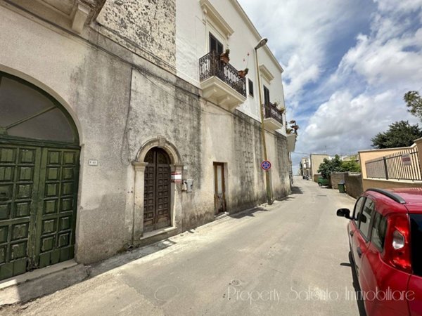 casa indipendente in vendita ad Ugento