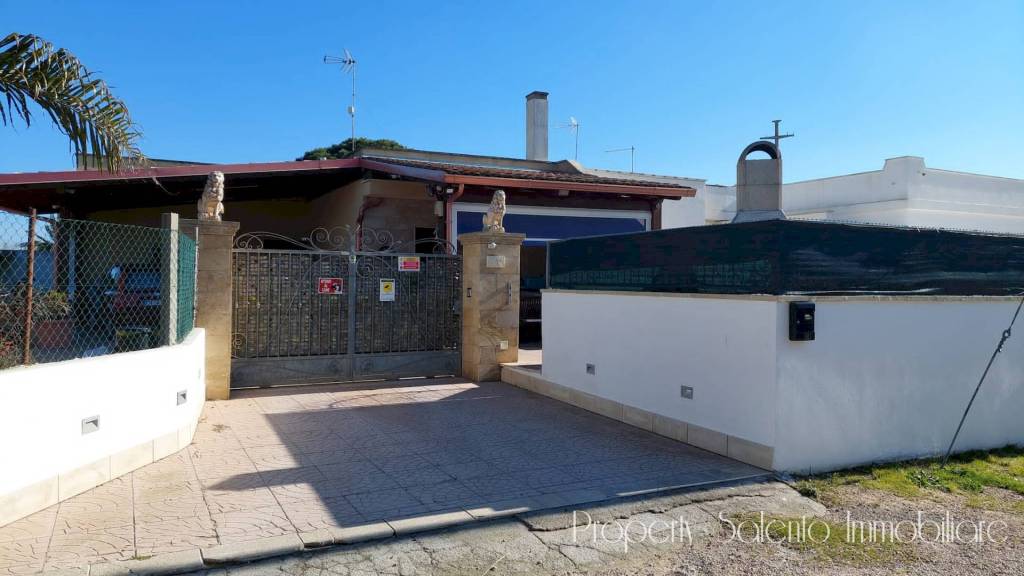 casa indipendente in vendita ad Ugento in zona Torre San Giovanni