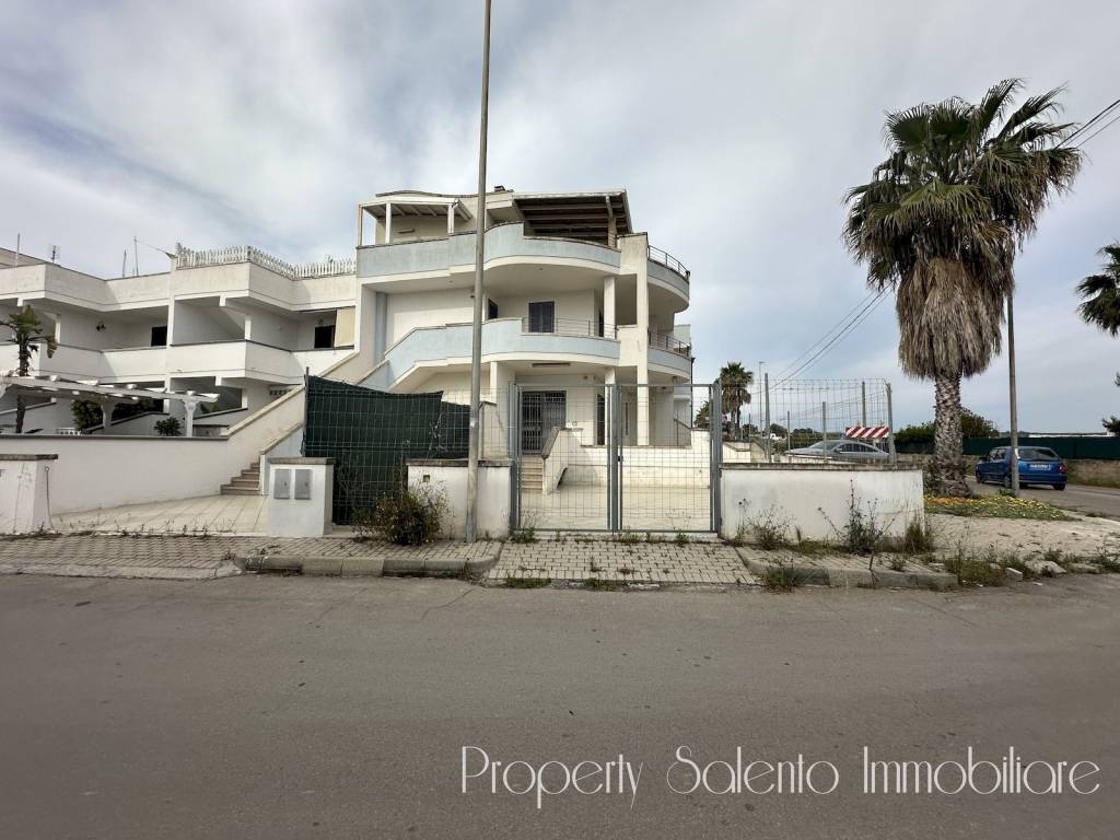 appartamento in vendita ad Ugento in zona Torre San Giovanni