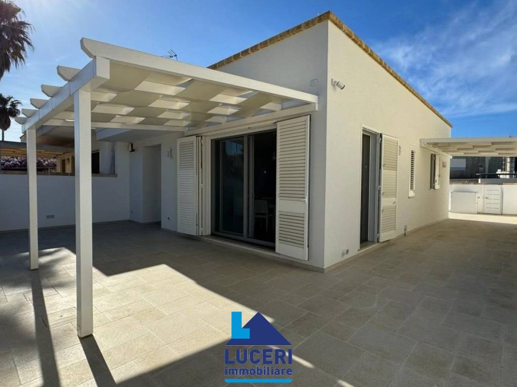 casa indipendente in vendita ad Ugento in zona Torre San Giovanni