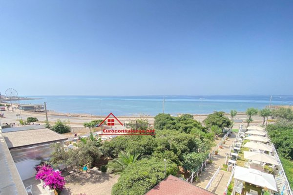 appartamento in vendita ad Ugento in zona Torre San Giovanni