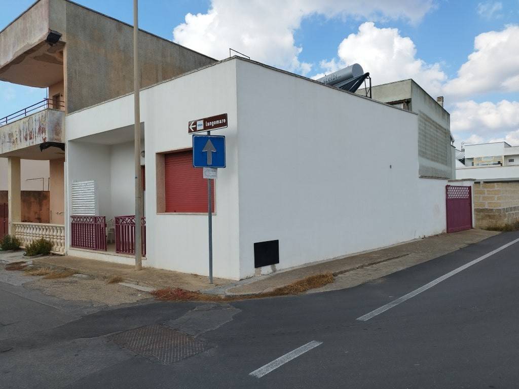 casa indipendente in vendita ad Ugento in zona Torre San Giovanni