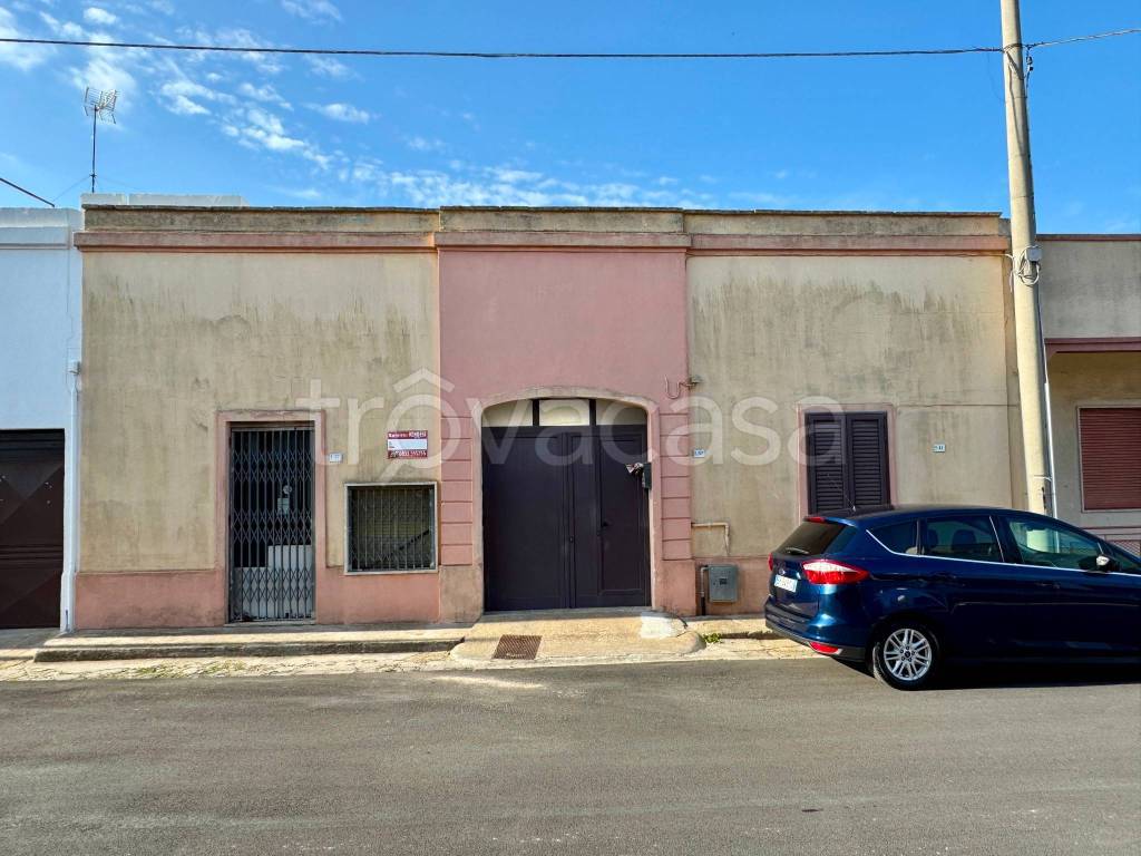 casa indipendente in vendita ad Ugento