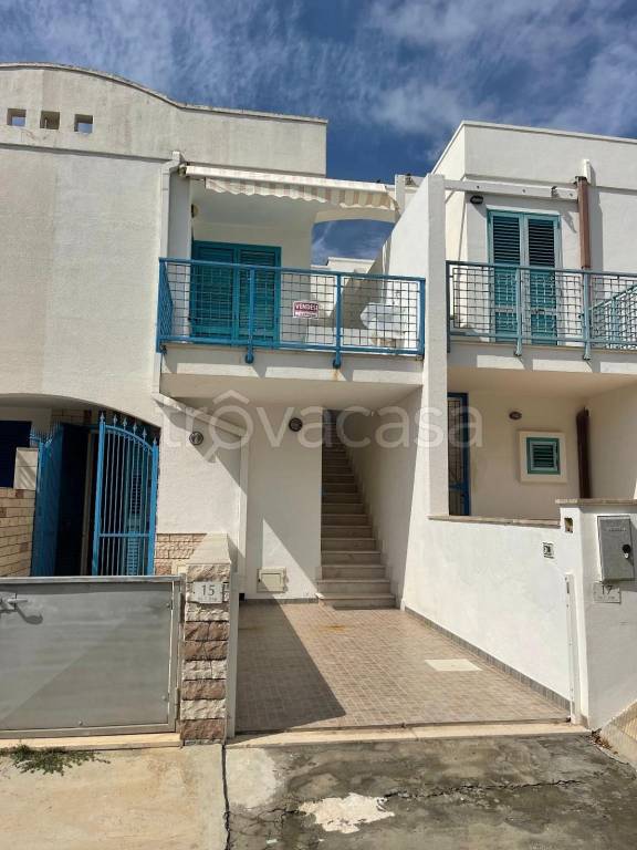 appartamento in vendita ad Ugento in zona Lido Marini