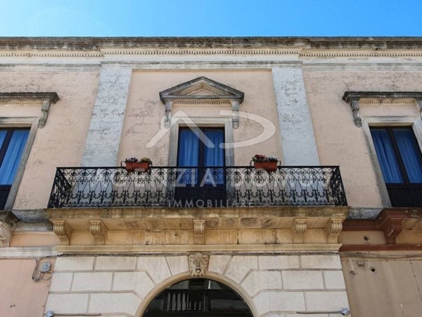 casa indipendente in vendita ad Ugento