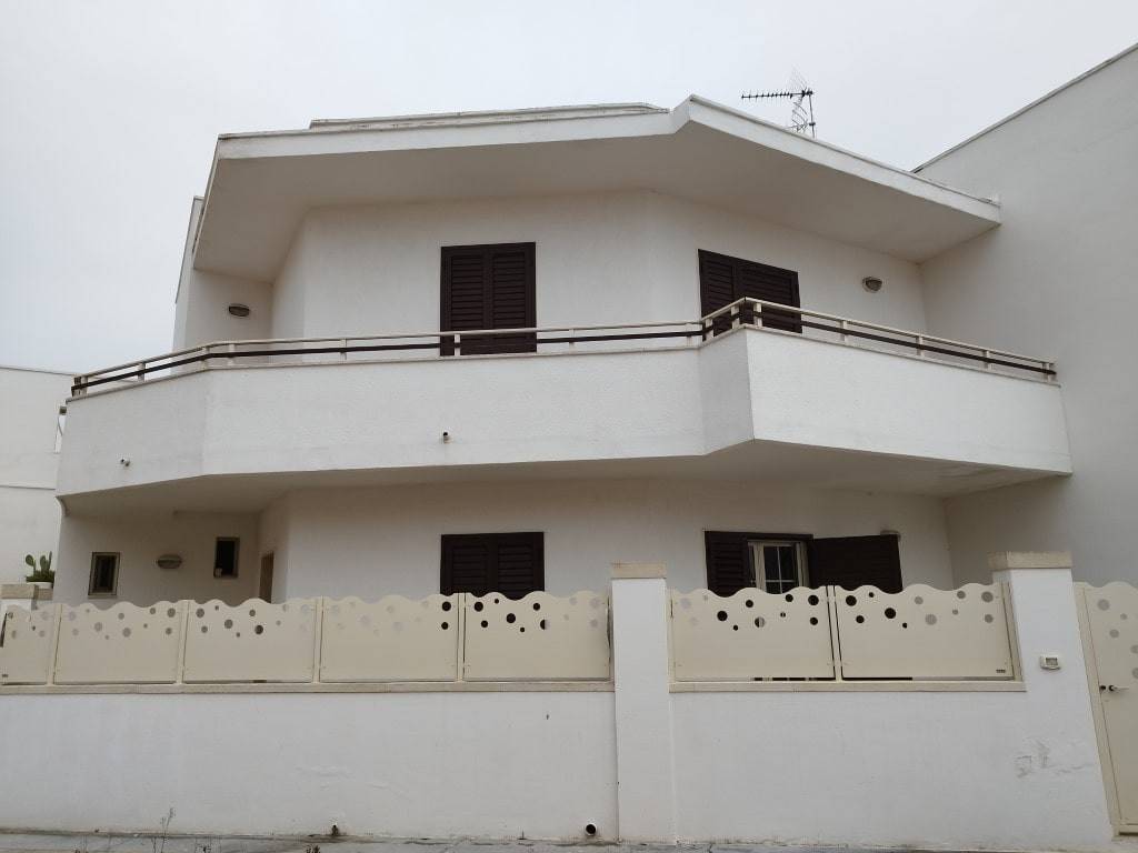 casa indipendente in vendita ad Ugento in zona Torre San Giovanni