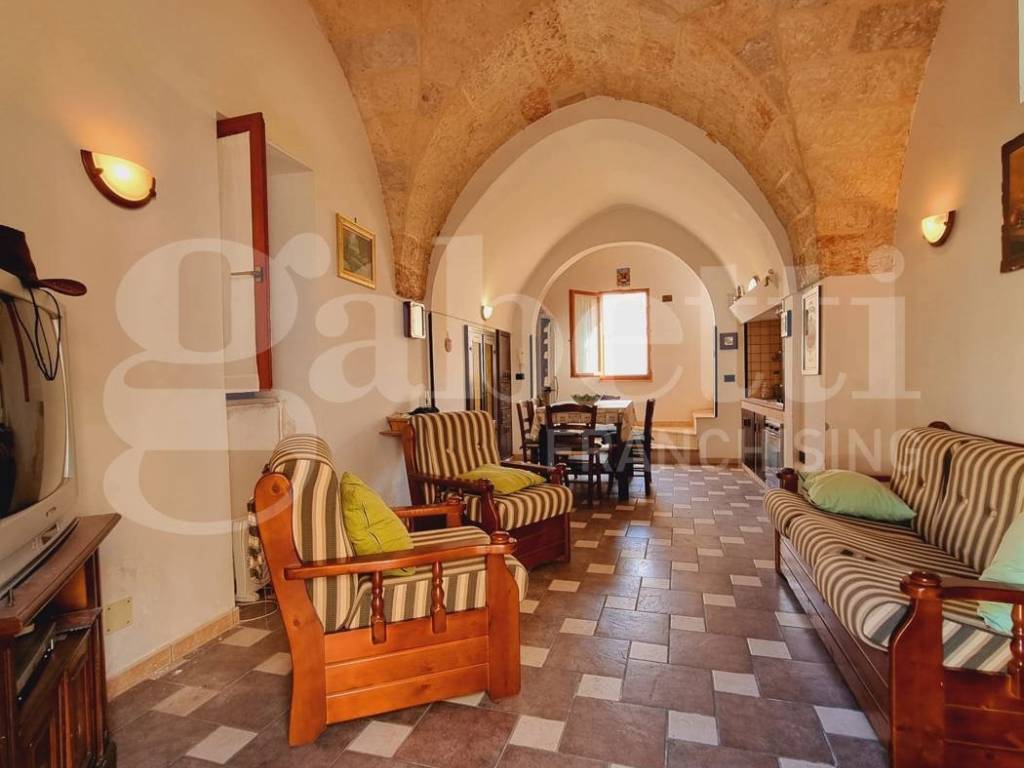 casa indipendente in vendita ad Ugento