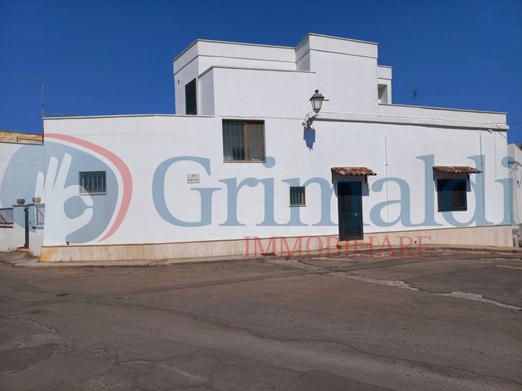 casa indipendente in vendita ad Ugento in zona Gemini